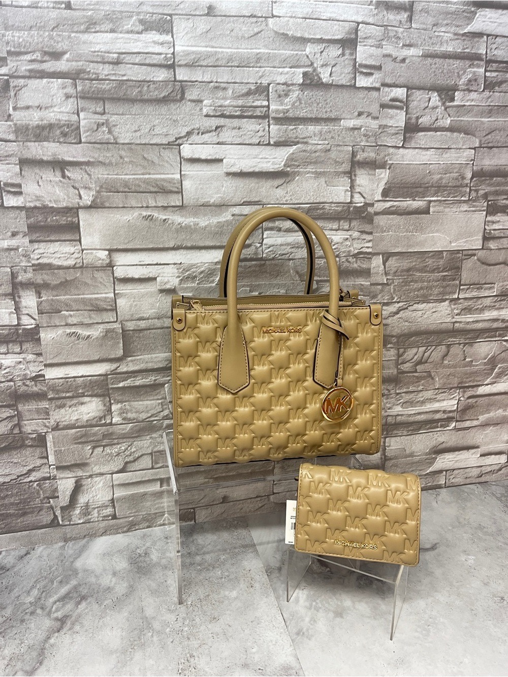 Michael Kors Maple Embossed Puffy Logo Small Satchel & Matching Wallet Camel Tan - Picture 2 of 14